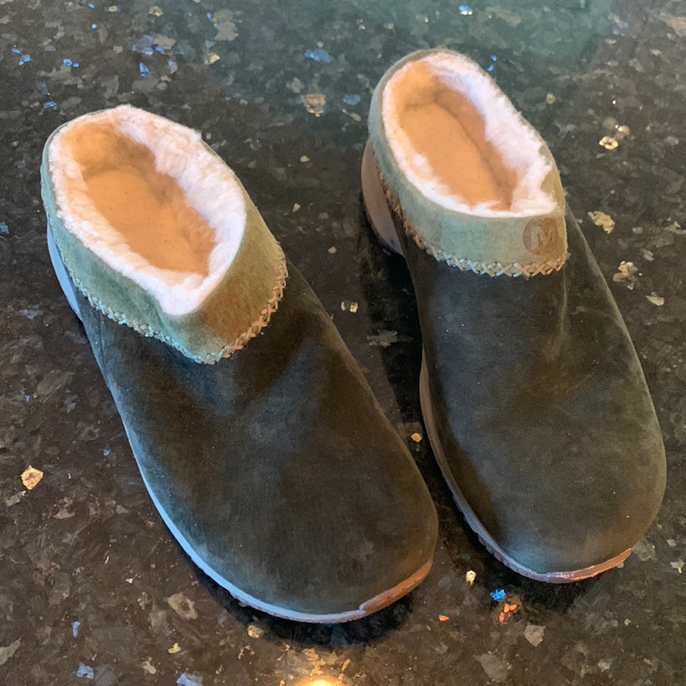 Women’s Merrill Waterproof Sherpa Size 9